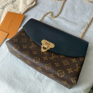 Rare LV crossbody Monogram Saint Placide